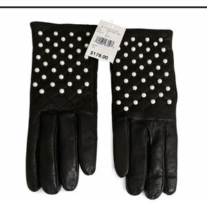 NWT Bloomingdale's Black & White Pearl Quilted Leather Gloves Cashmere Lined 7